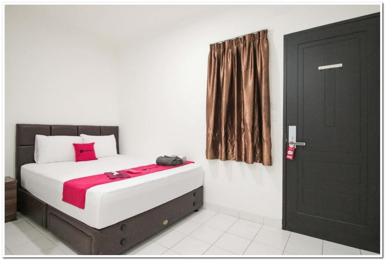 Reddoorz @ Ruko Itc Roxy Mas Ξενοδοχείο Τζακάρτα Εξωτερικό φωτογραφία